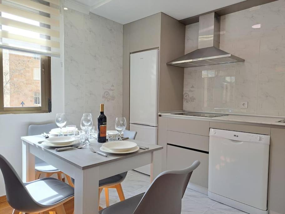 Casa Angel Ayuntamiento Centro Apartment Логроньо Екстериор снимка